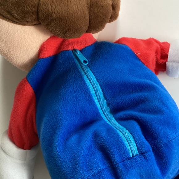 Nintendo SUPER MARIO plush pyjama holder (bin 2) - Picture 2 of 7